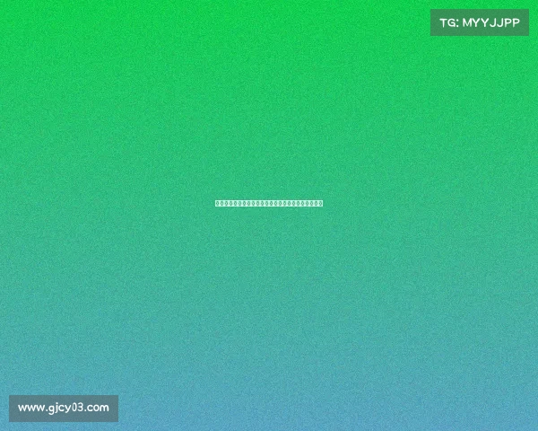 足球场上的巅峰对决：球星们激烈较量，谁能称霸赛场